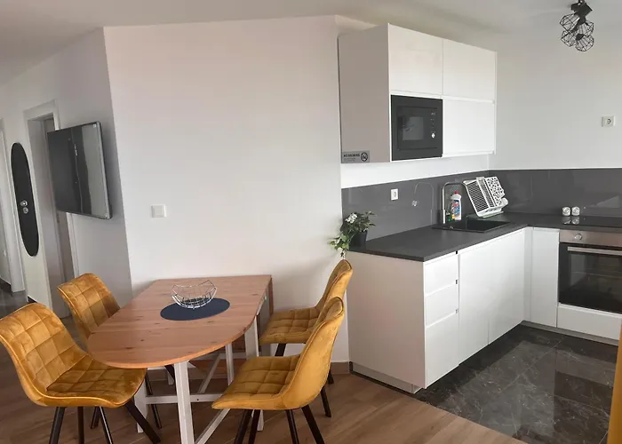 Appmishadze Apartamento Crikvenica
